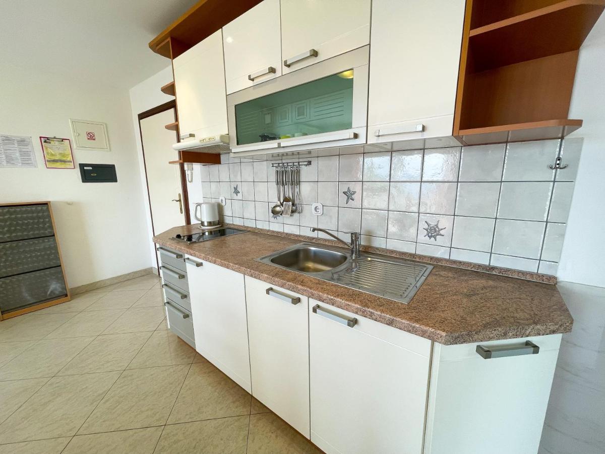 Apartmani Toni Dramalj Exterior foto